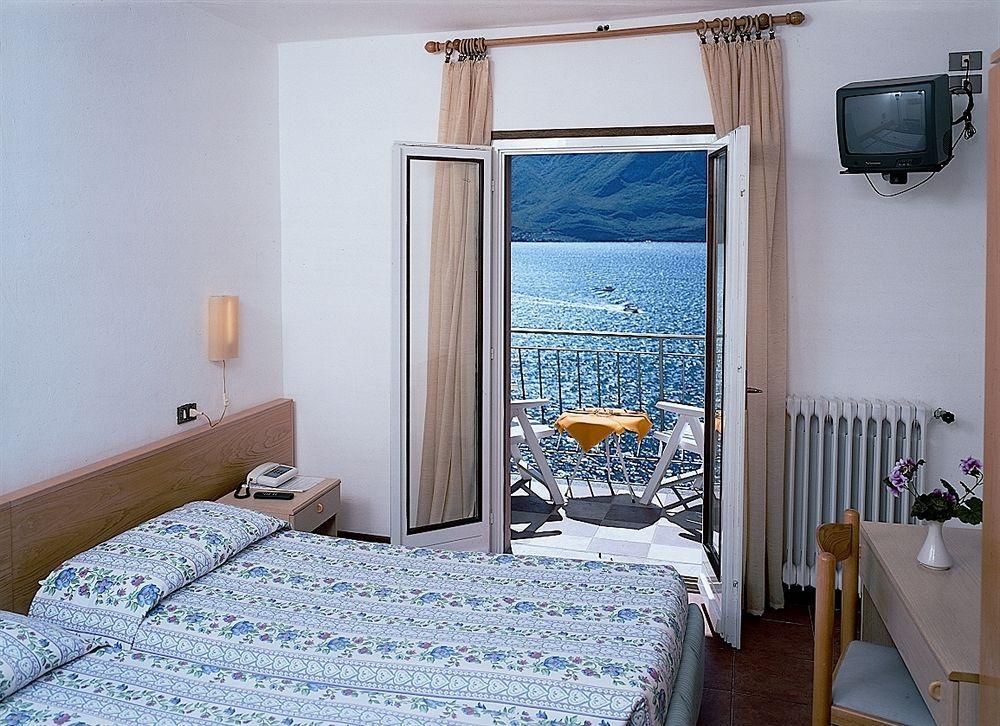 Castell - Montagnoli Group 3* Limone sul Garda