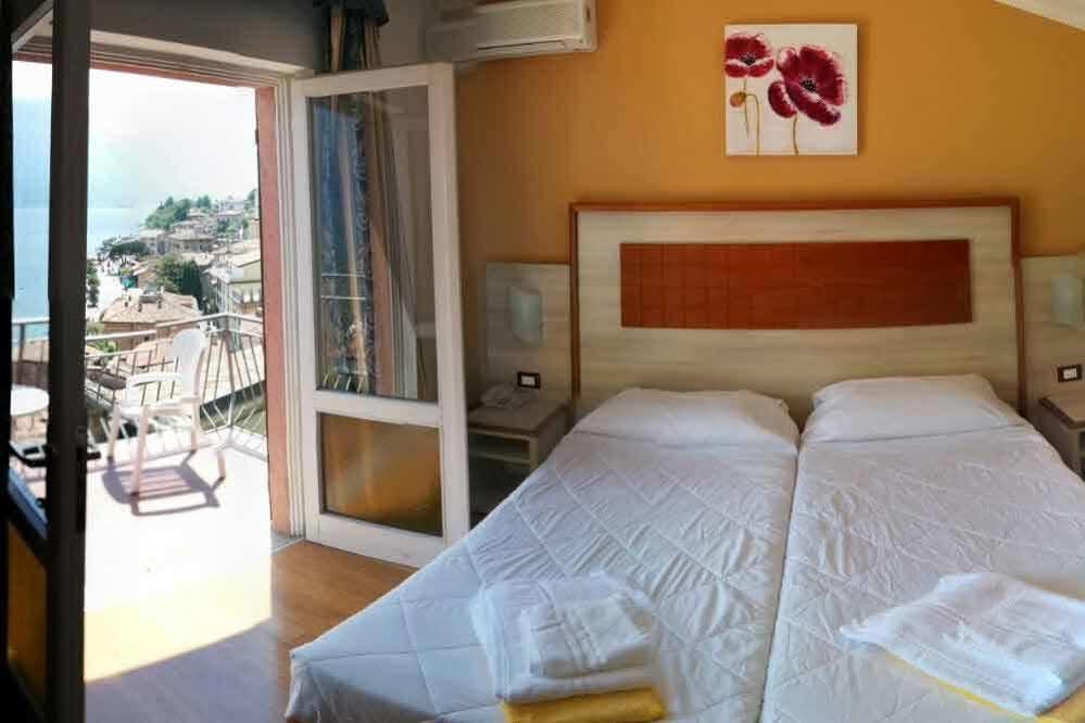 Hotel Castell - Montagnoli Group