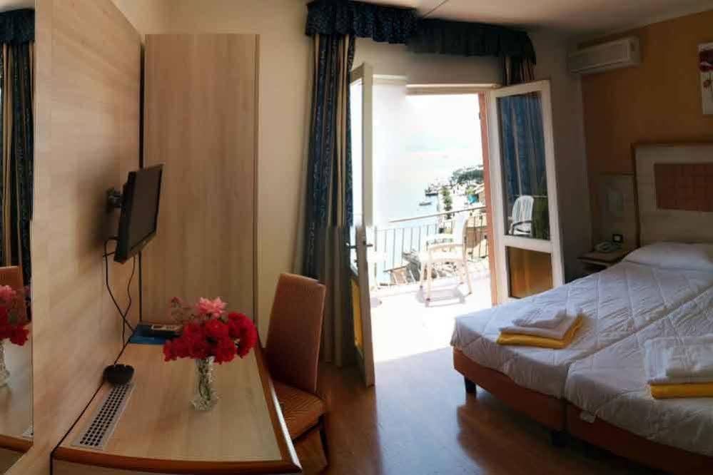 Castell - Montagnoli Group Hotel 3*